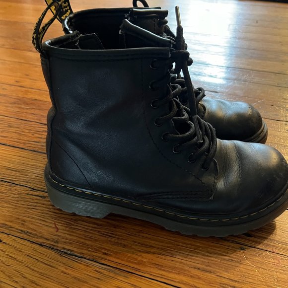 Kids Doc Marten Zipper Boots Kids Size 1 - Picture 3 of 5